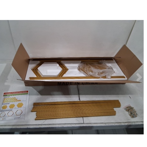 3-Piece Gold Hexagon Pedestal Stands – Event & Cake Display Set - Picture 3 of 4